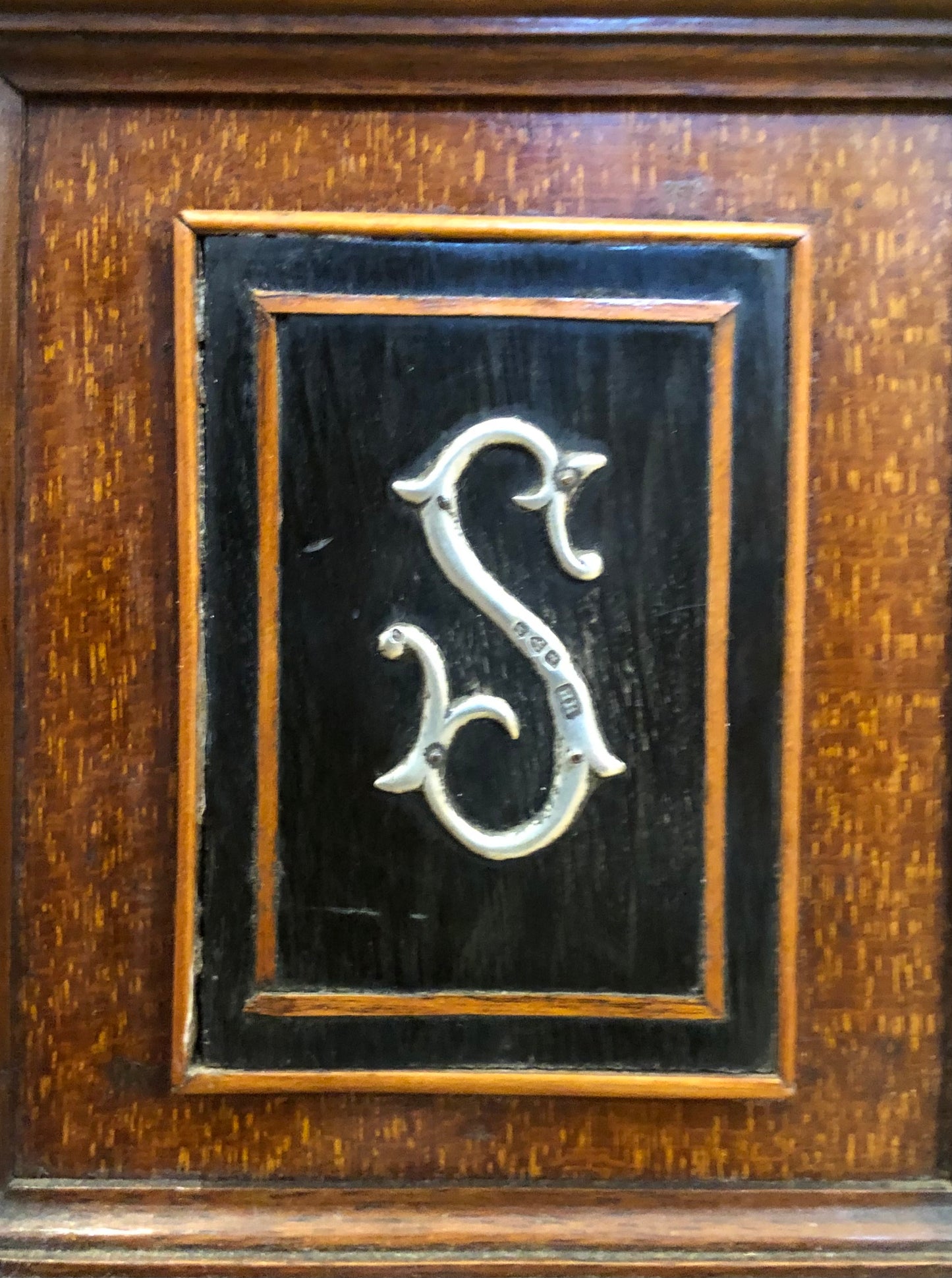 Fine quality Victorian mahogany writing desk