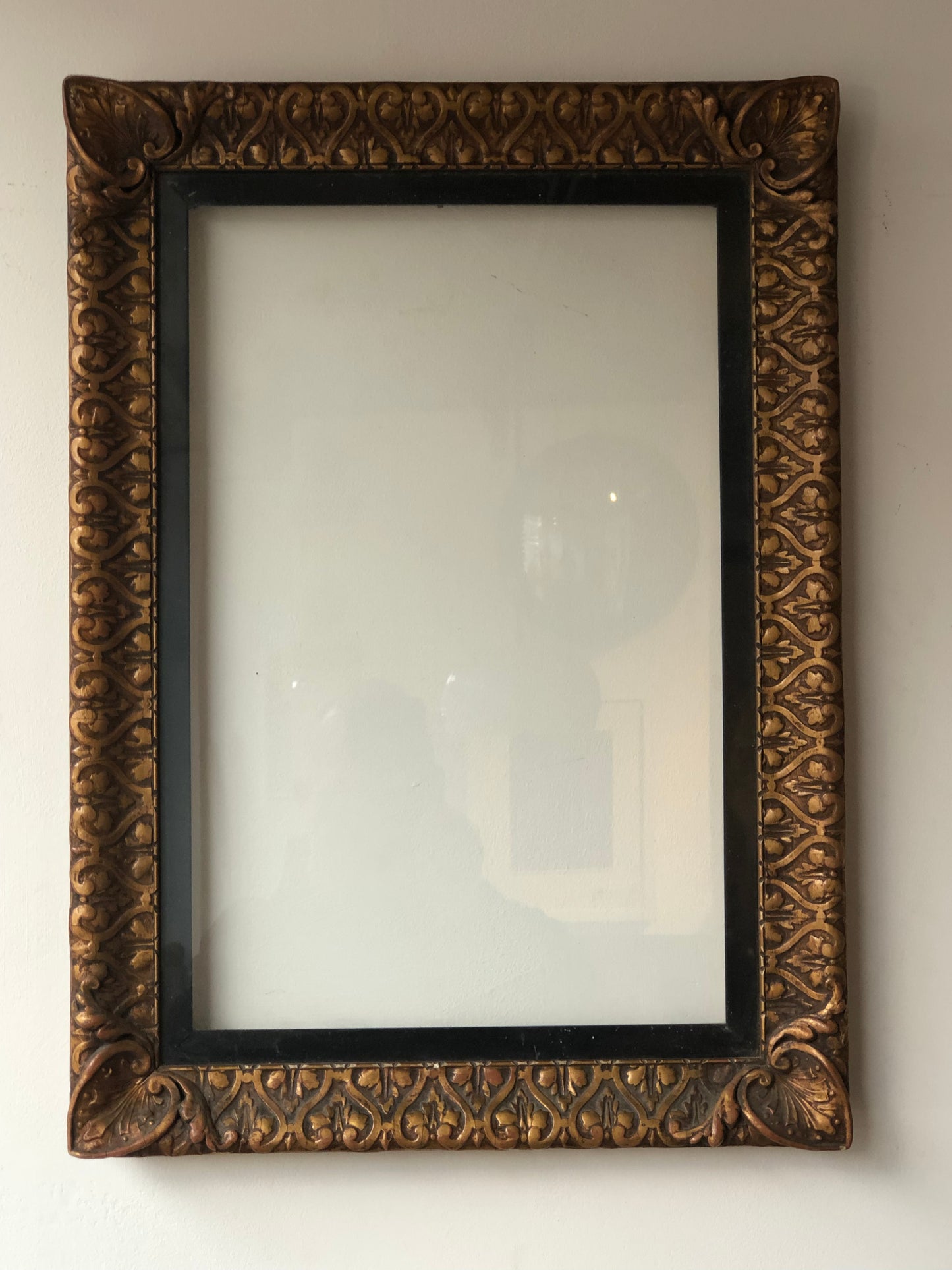 Fine antique frame. Art Nouveau. C1905